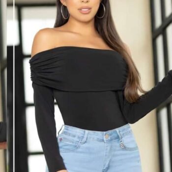 Blusa en Bandeja con Hombro Caído